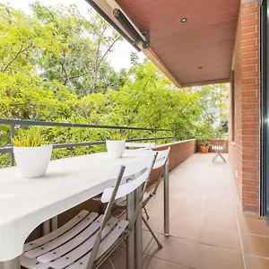  Apartment Guell Spain